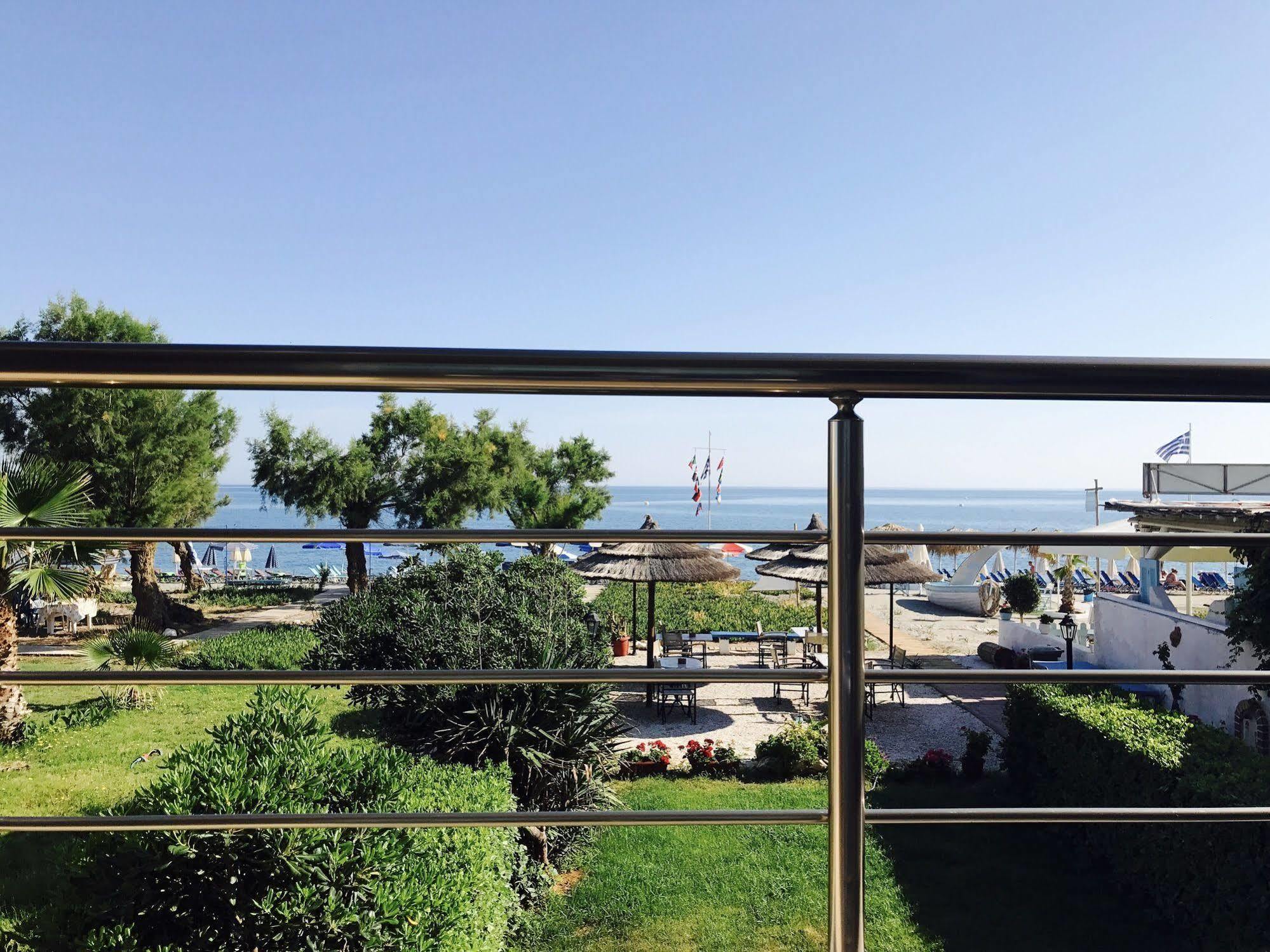 Katerina Seaside Studios Platanias  Ngoại thất bức ảnh