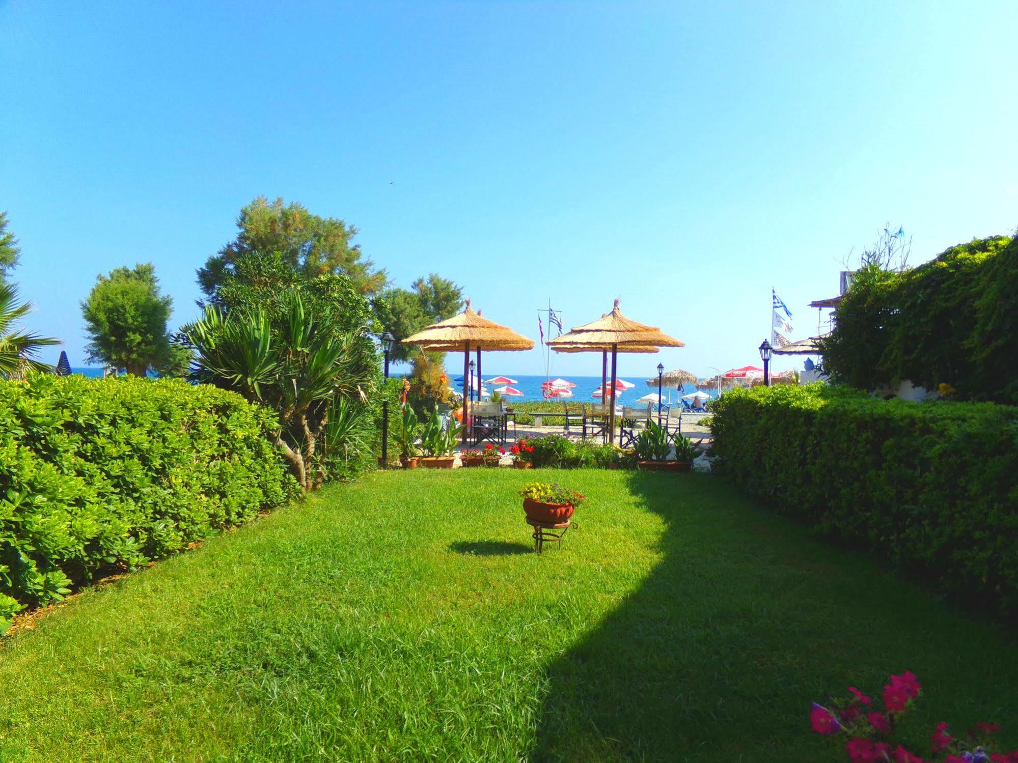 Katerina Seaside Studios Platanias  Ngoại thất bức ảnh